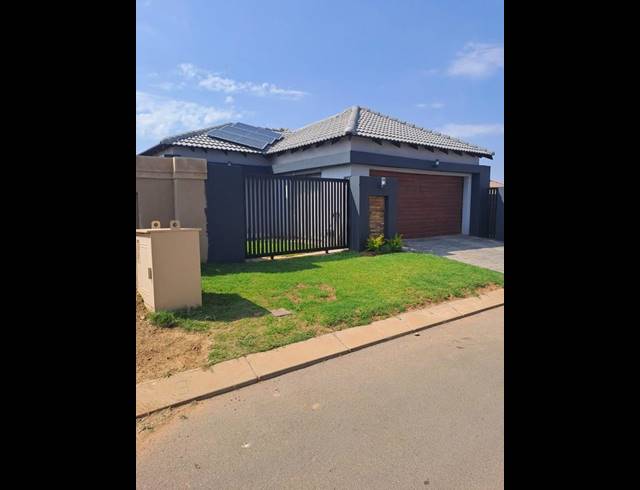 3 BEDROOM HOUSE FOR SALE IN SALFIN